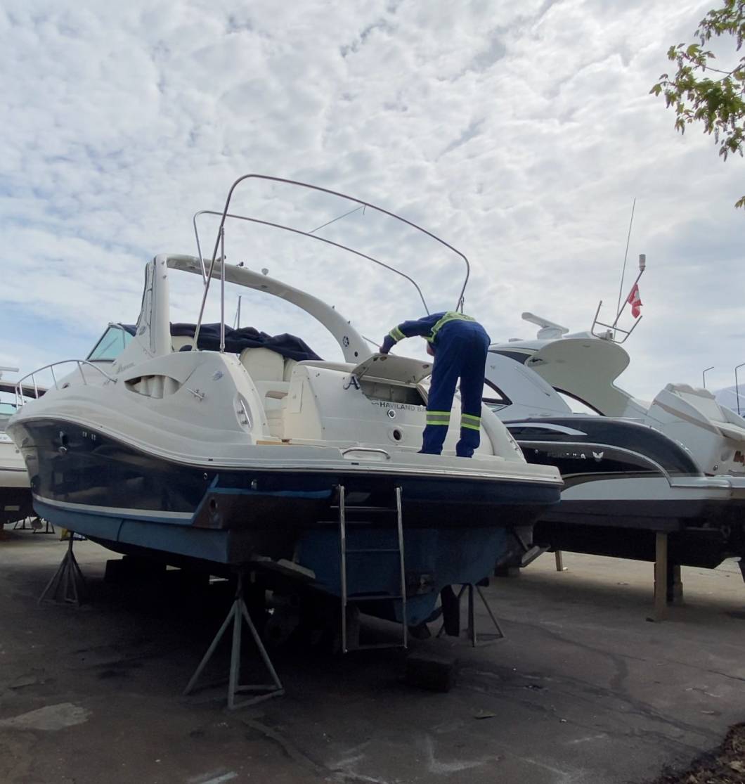 HarbourFront Marine Boat Inspection